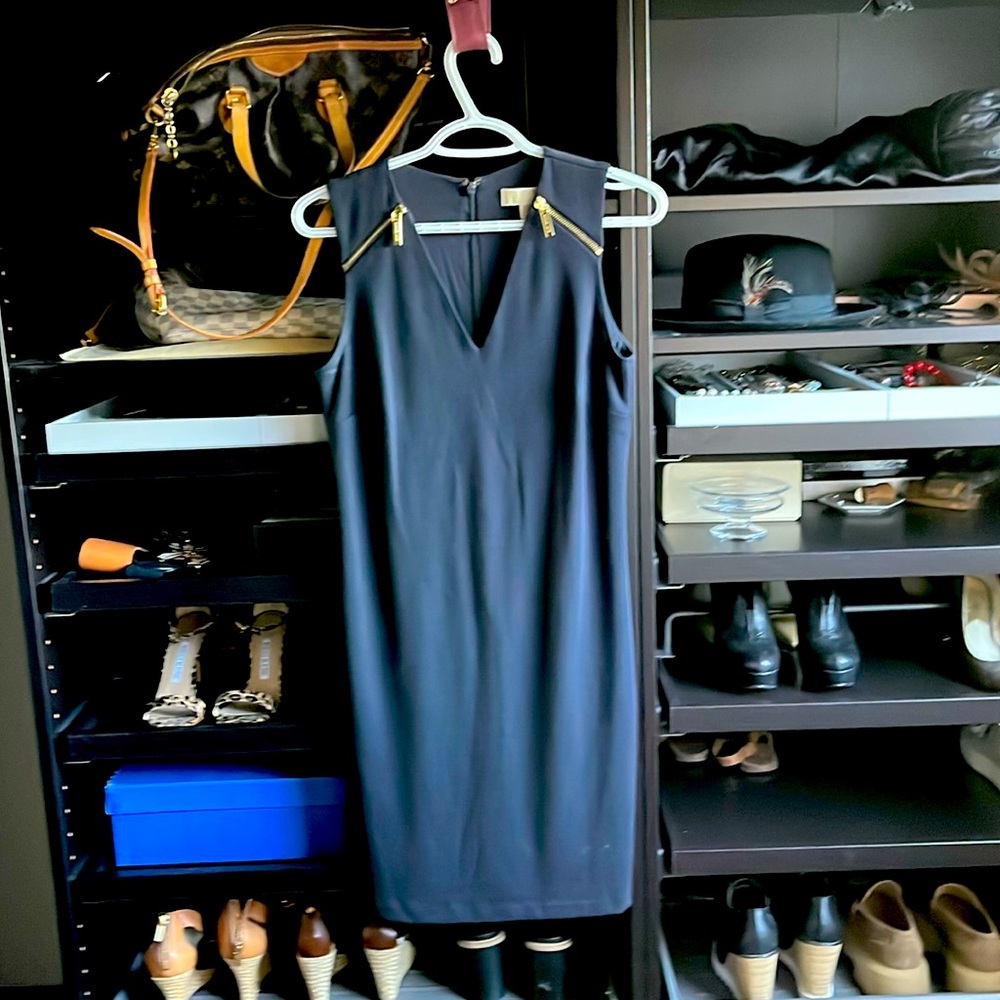 Michael Kors knee length short sleeve dress, navy blue size extra small